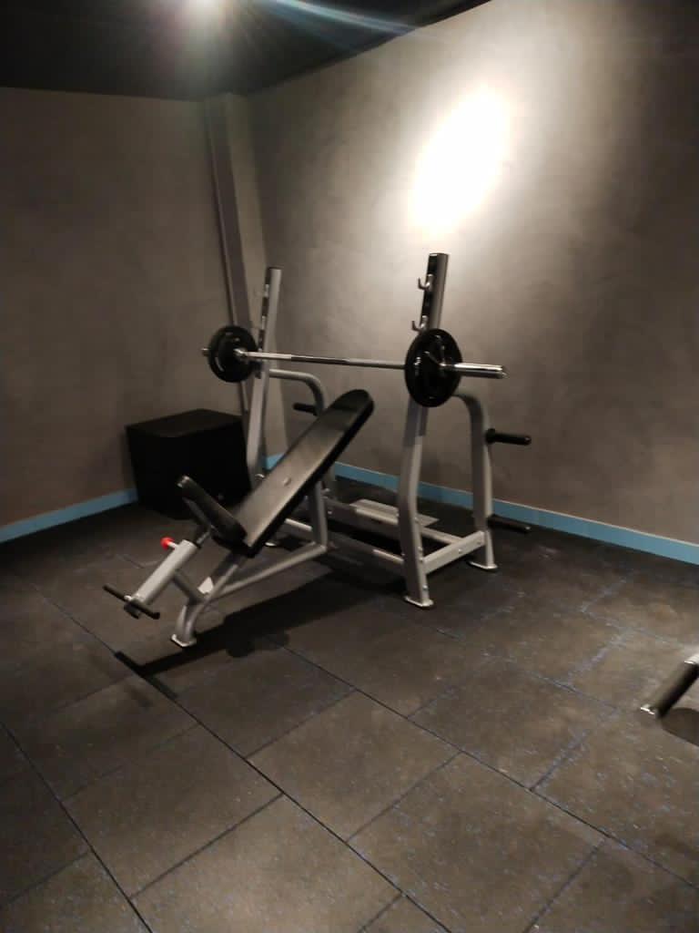 Premium 20"x20" Gym Flooring Mats (Thickness 10mm)