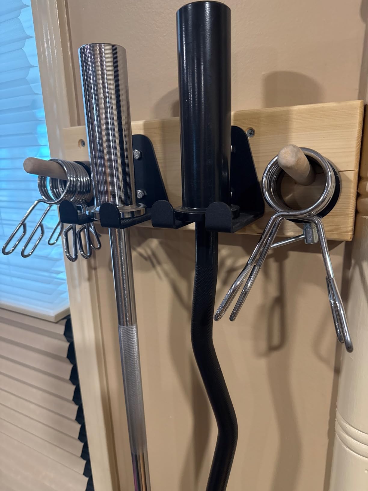 Wall Mount Barbell Holder – Heavy Duty, Space-Saving Bar Storage Rack